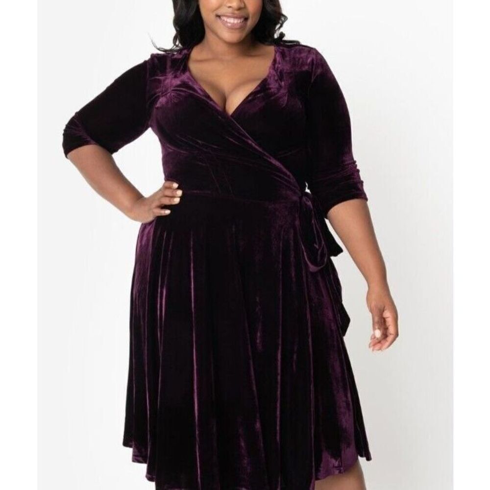 Unique Vintage Dress  Black Velvet Wrap‎ Grunge Witchy Whimisgoth